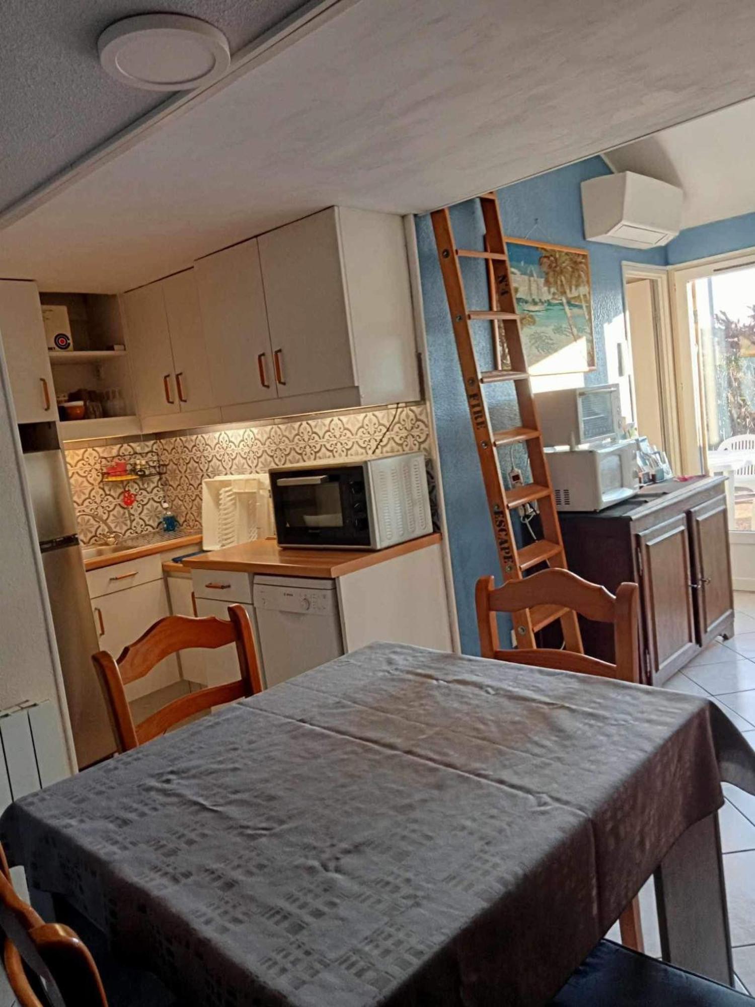 Residence Les Amandines Груиссан Экстерьер фото